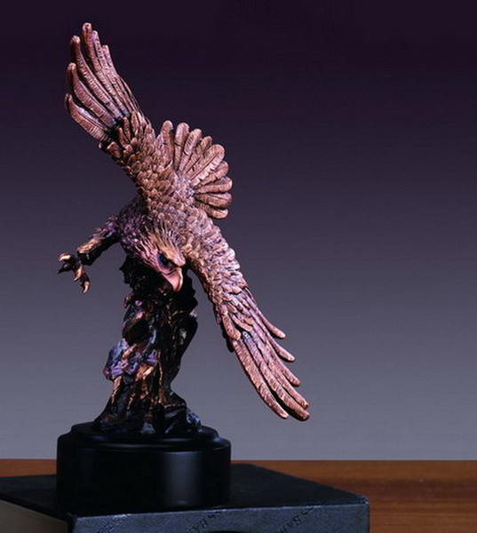 Eagle In Flight Statue Commemorative Eagle Awards Flying Bird